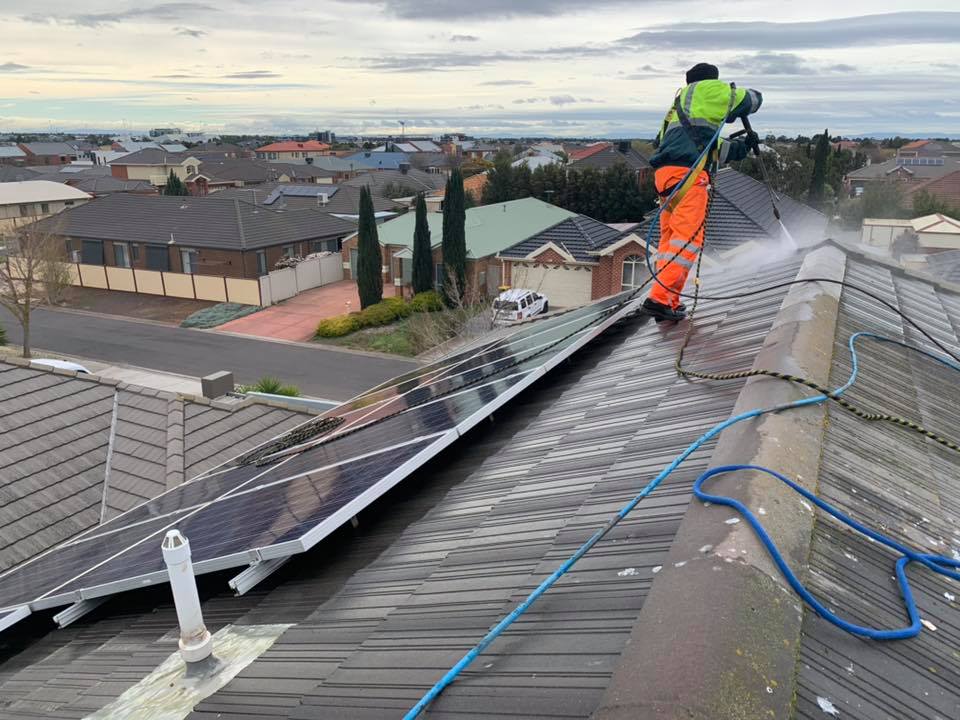 roof tile restoration melbourne