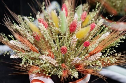 dry flower arrangements