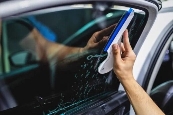 Car Window Tinting Abu Dhabi – Heat Rejection & Privacy Solutions - Image 2