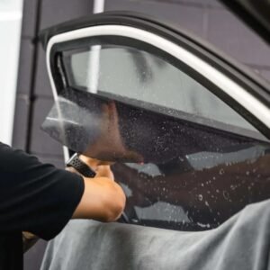 Applying-Ceramic-Tinting-on-Luxury-Car-Widnow